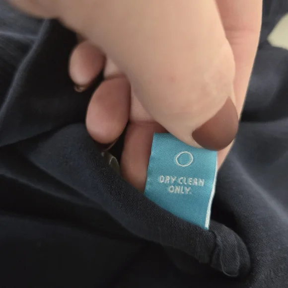 Tori Richard | Silk Lyocell Embroidered Beach Santa Design Button Up Shirt Rare - Picture 15 of 15